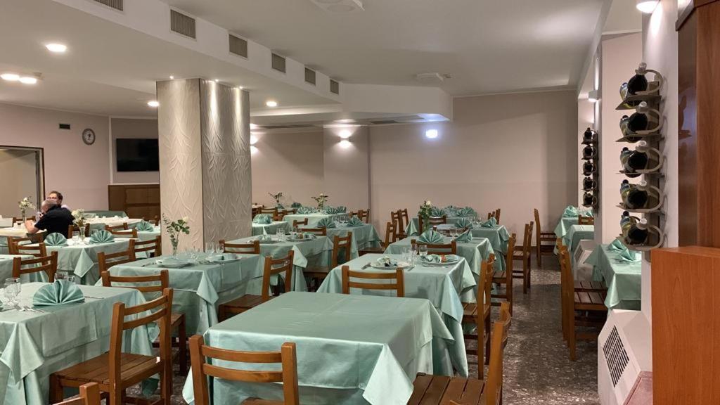Hotel Ristorante San Giovanni Фалерна Экстерьер фото