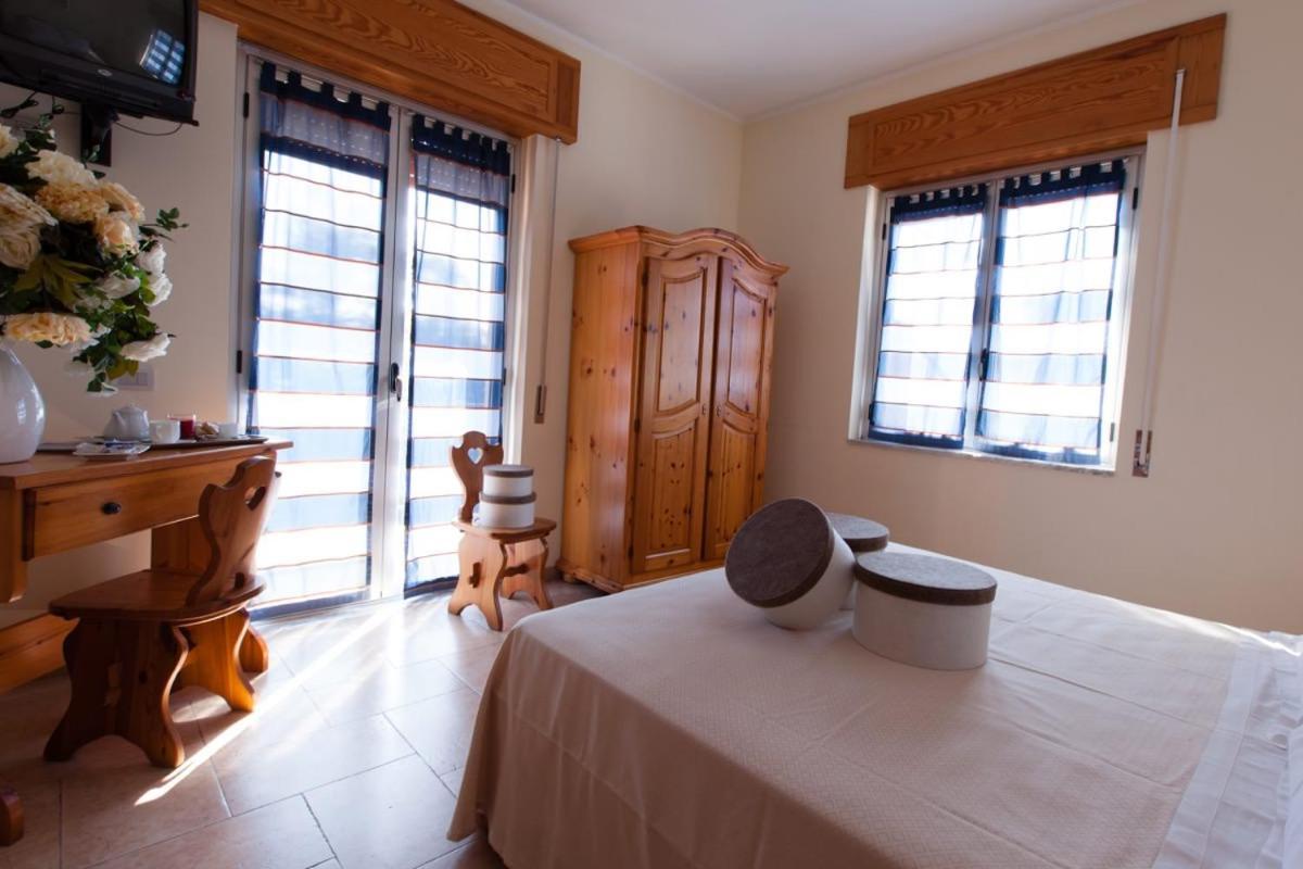 Hotel Ristorante San Giovanni Фалерна Экстерьер фото